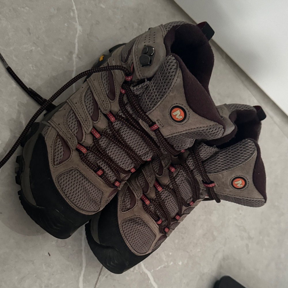 Merrell Moab 3 Grey Hiking Shoes